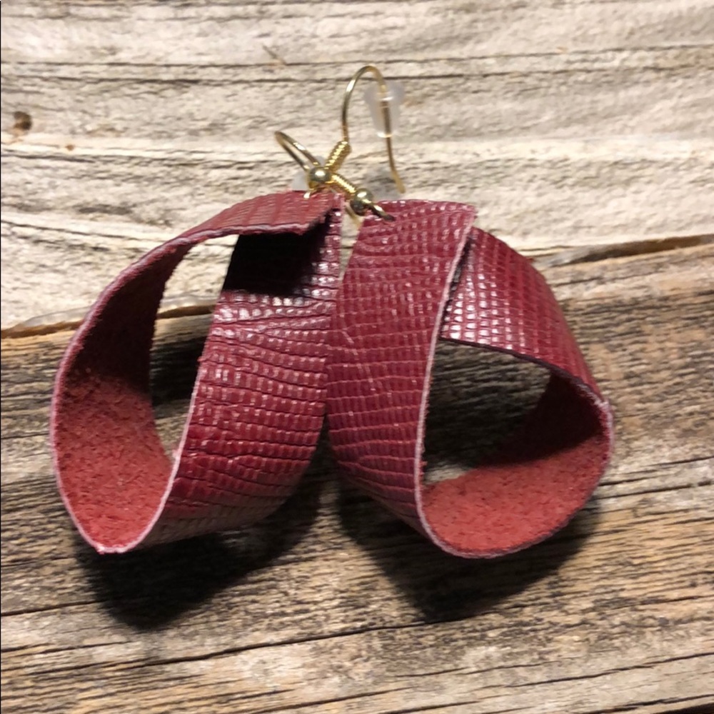 Leather earrings